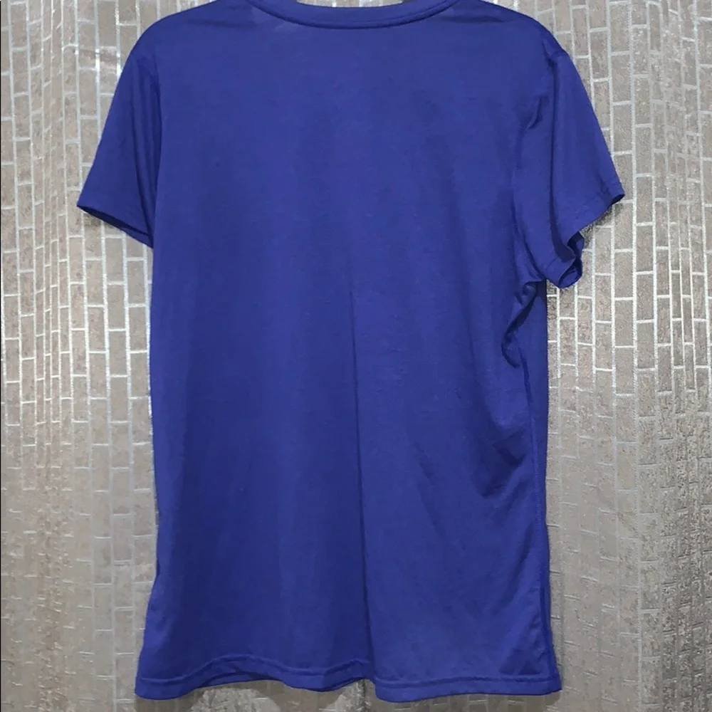 Nike Dri-Fit Vneck NWOT